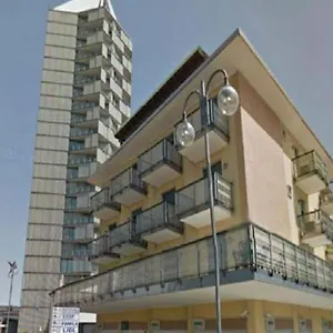 https://residence-quito-piazza-mazzini-150m-spiaggia.hotelinveneto.com