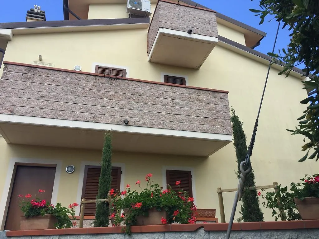 Fiordisole Holiday Home Montopoli in Val dʼArno 0*,